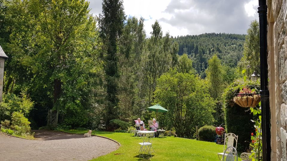 Slideshow 2 - Slide 9